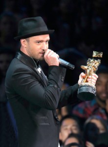 08_26_13 justin-timberlake-wins-mtv-vma-2013